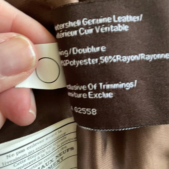 Danier Leather Jacket, gorgeous caramel brown - Picture 8 of 14